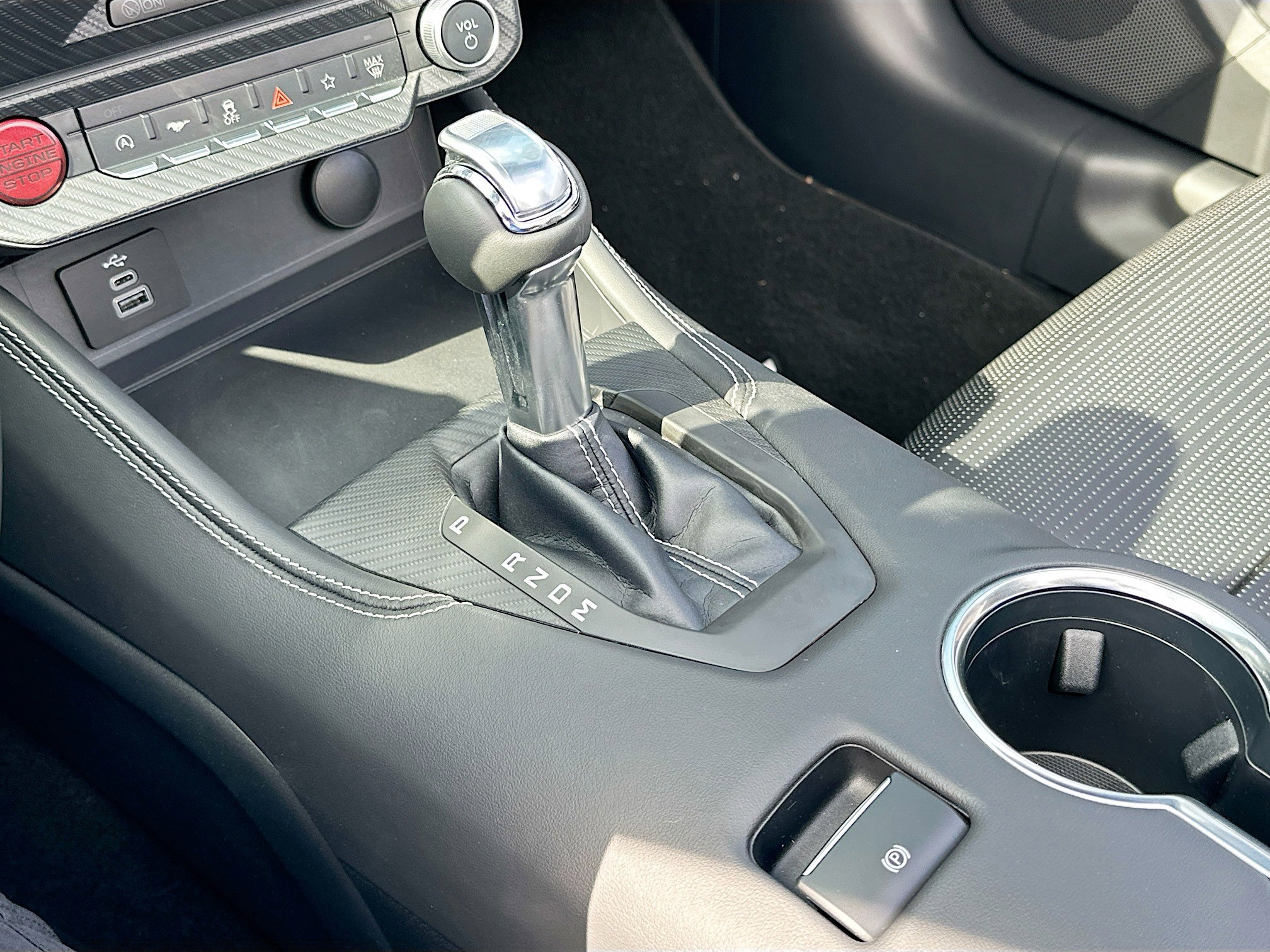 2025 Ford Mustang GT Premium Convertible - Photo 11