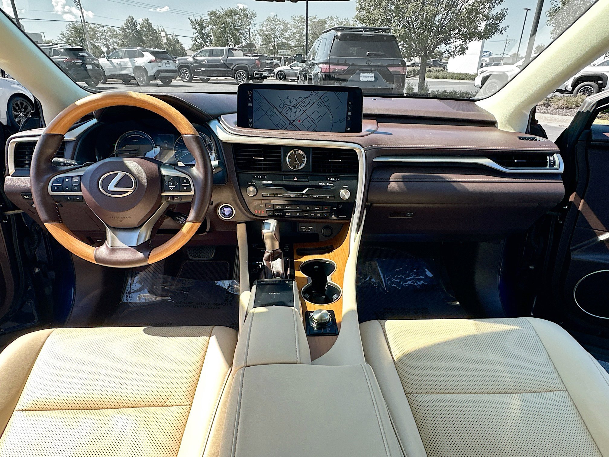 2020 Lexus RX 450h AWD photo 2