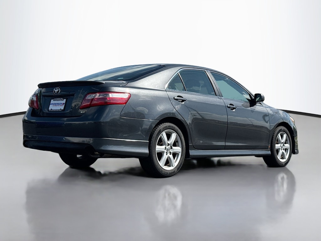 Used 2009 Toyota Camry SE Sedan