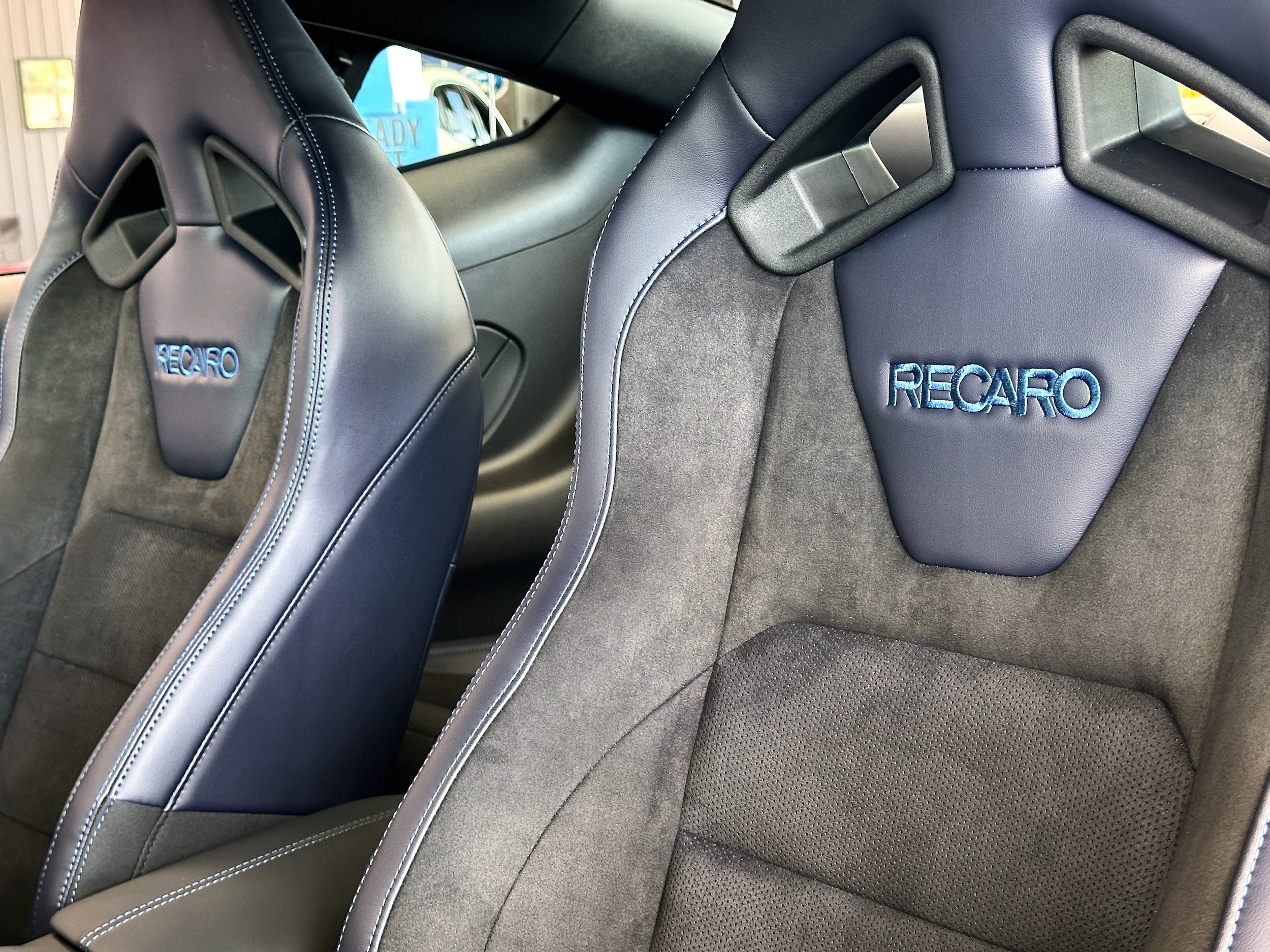 2025 Ford Mustang Dark Horse - Photo 6