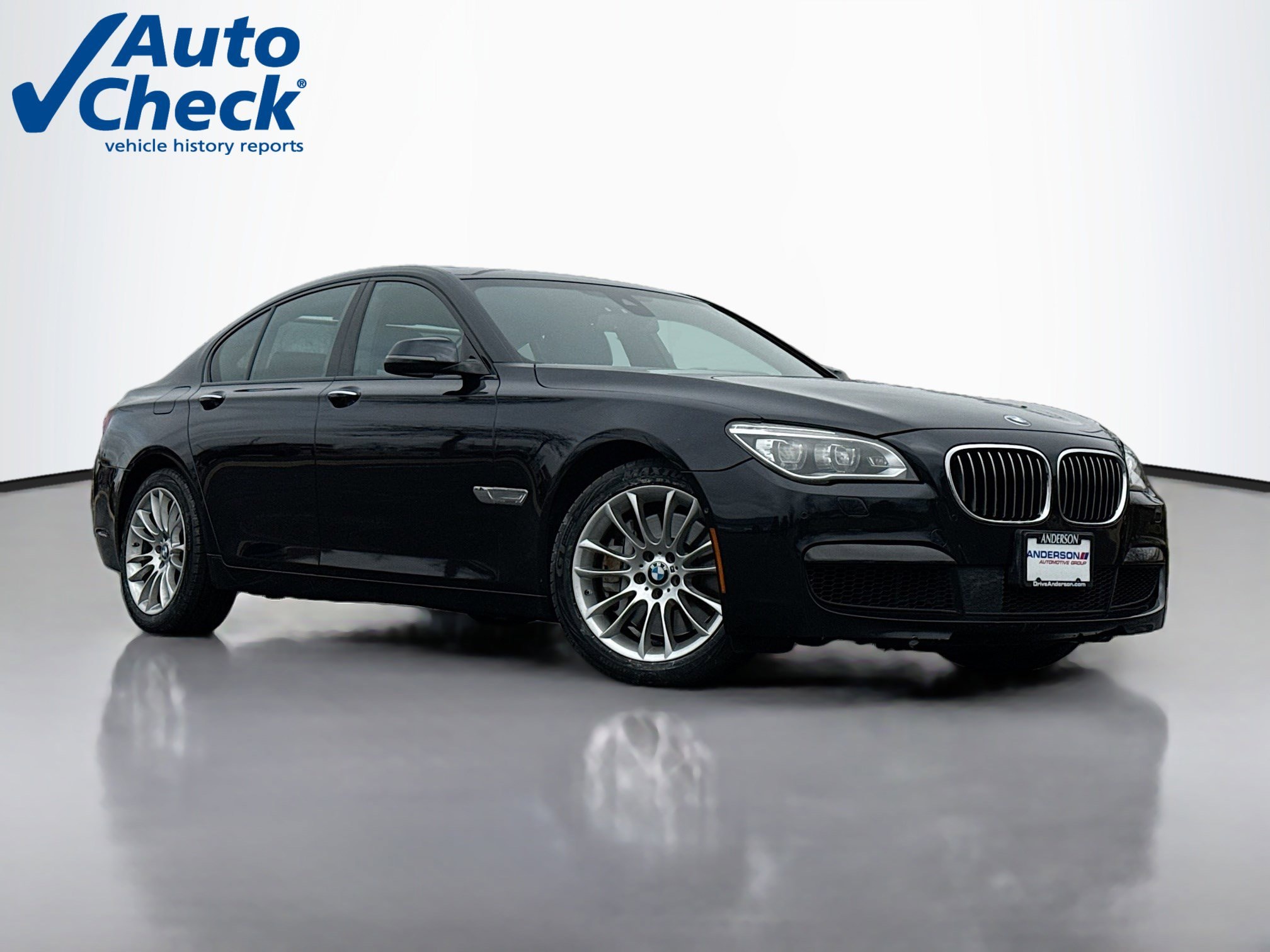 2015 BMW 7 Series 750i xDrive M Sport Edition's photo