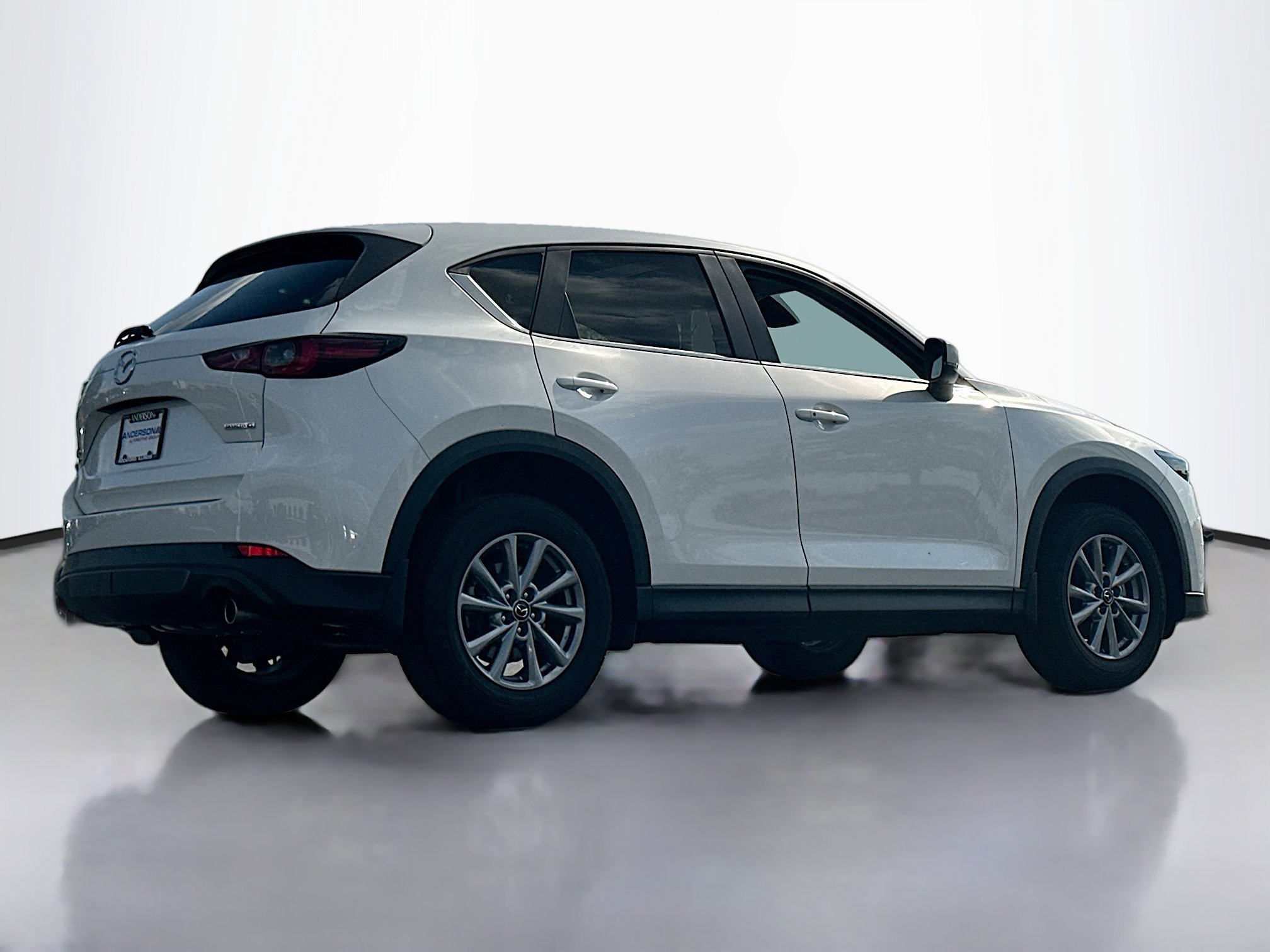 2023 Mazda CX-5 2.5 S Preferred photo 2