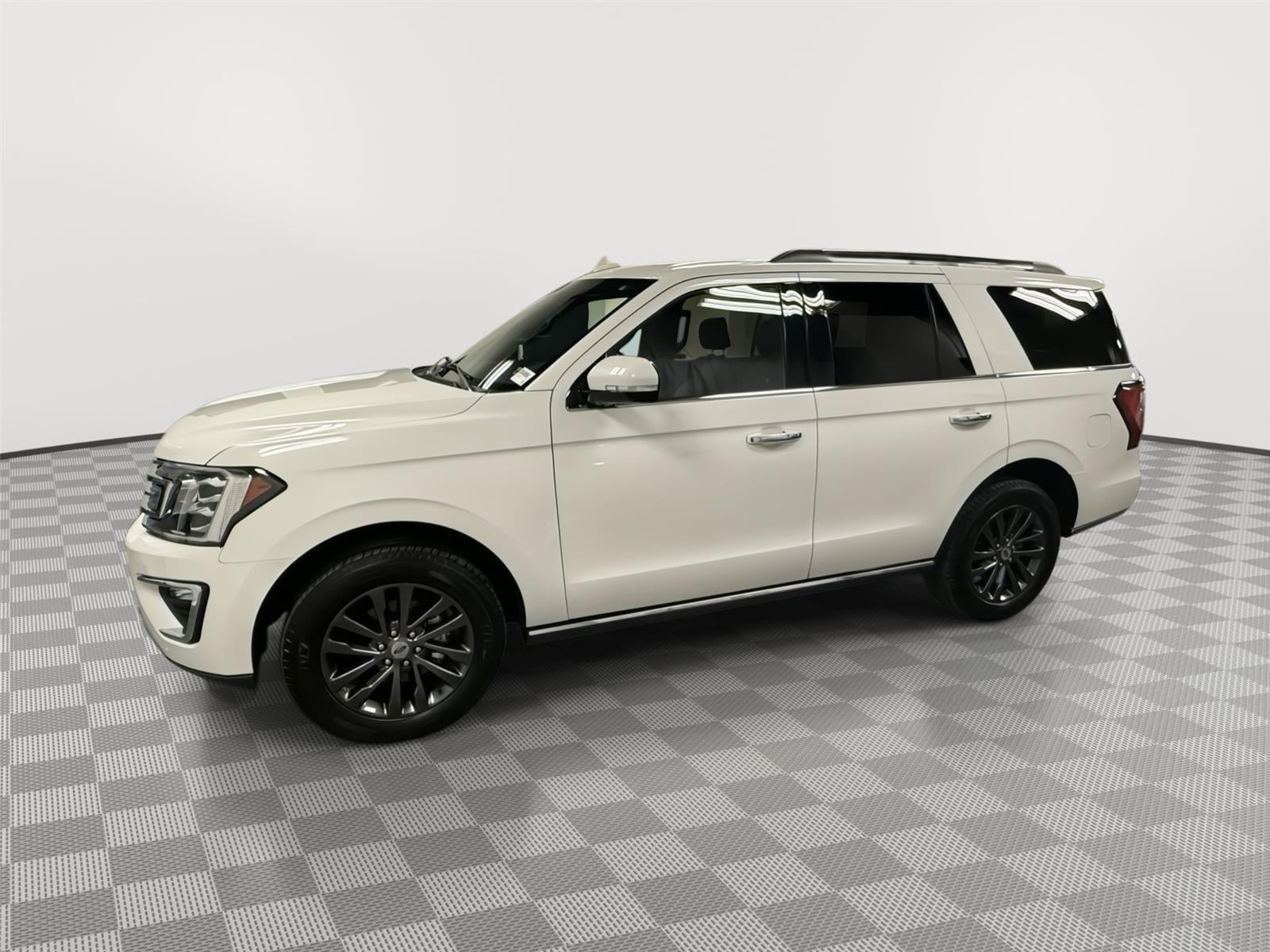 Used 2020 Ford Expedition Limited with VIN 1FMJU2AT9LEB01702 for sale in Kansas City