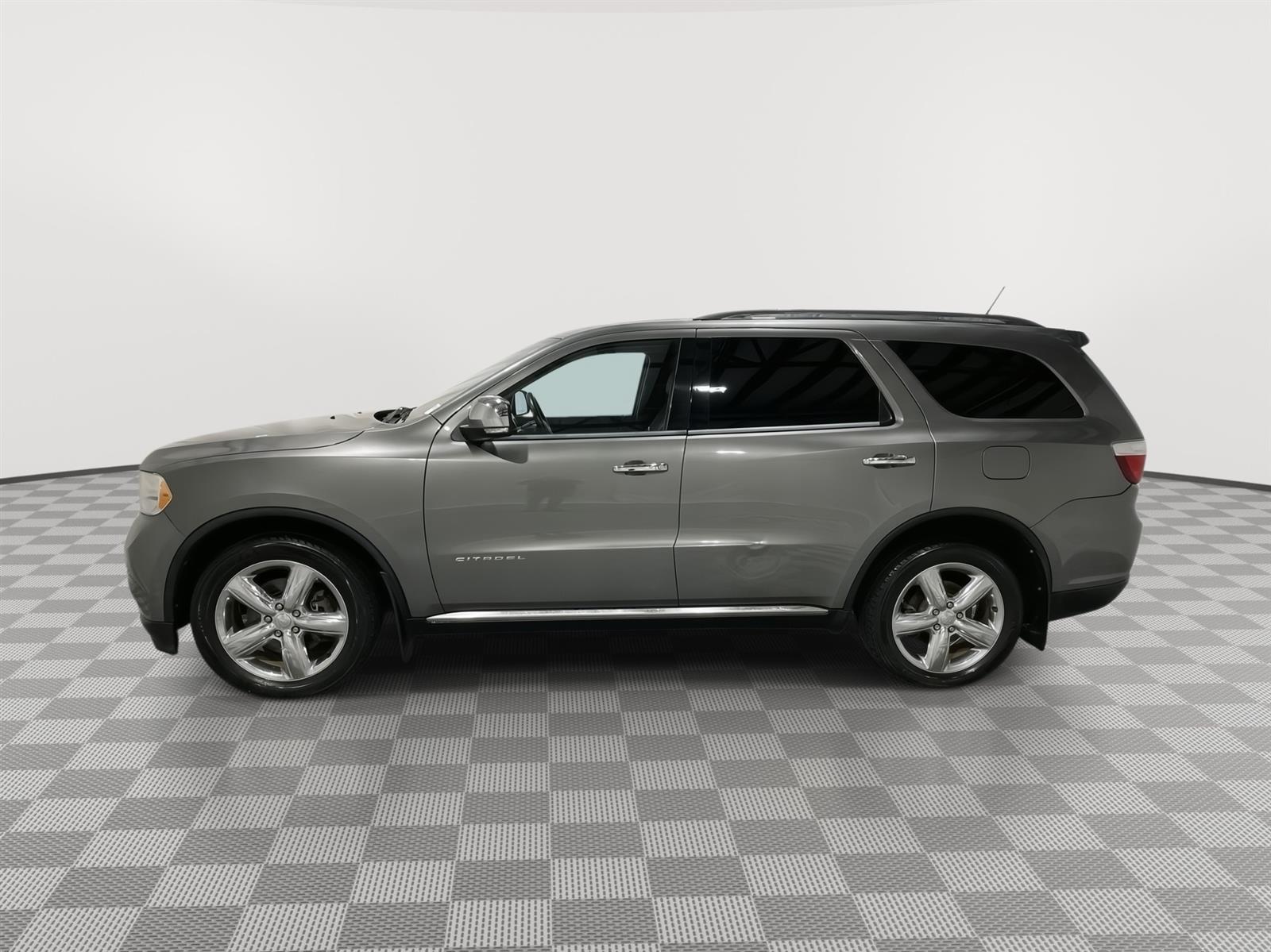 Used 2012 Dodge Durango Citadel with VIN 1C4RDJEG4CC330833 for sale in Kansas City