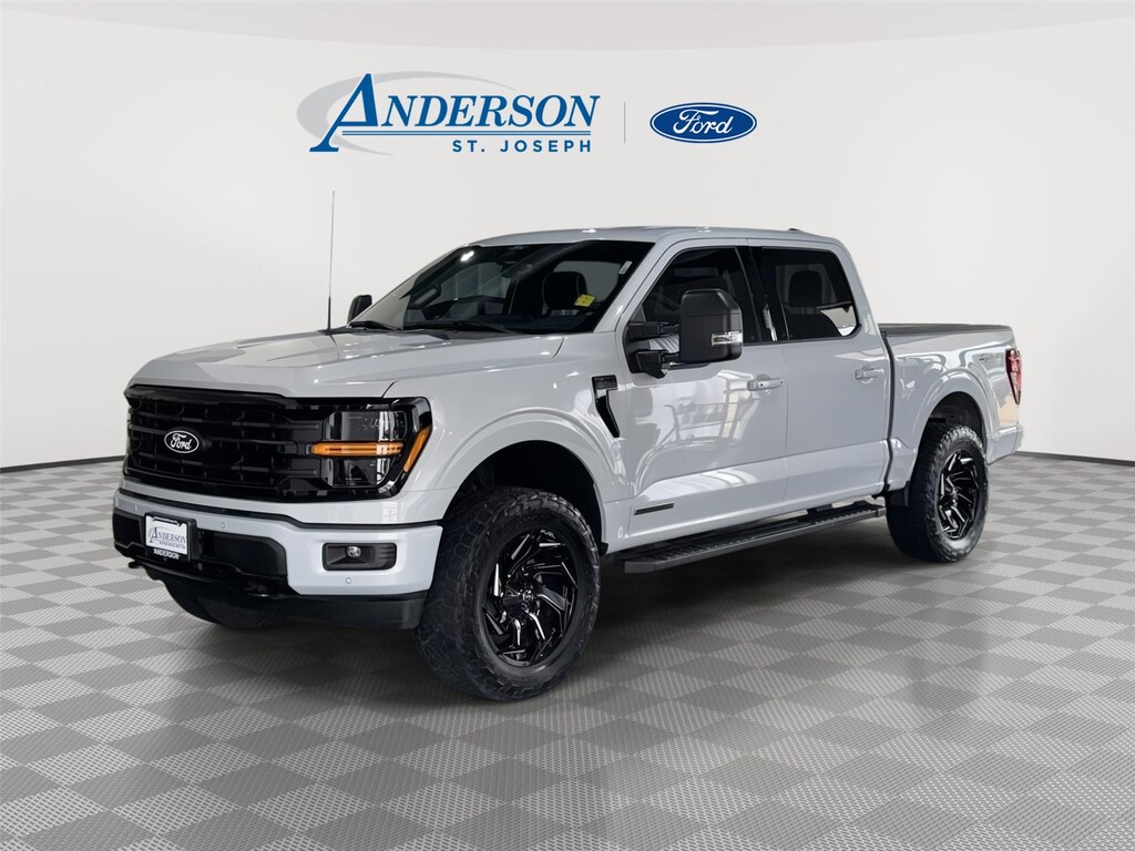 Used 2025 Ford F-150 XLT Truck SuperCrew Cab