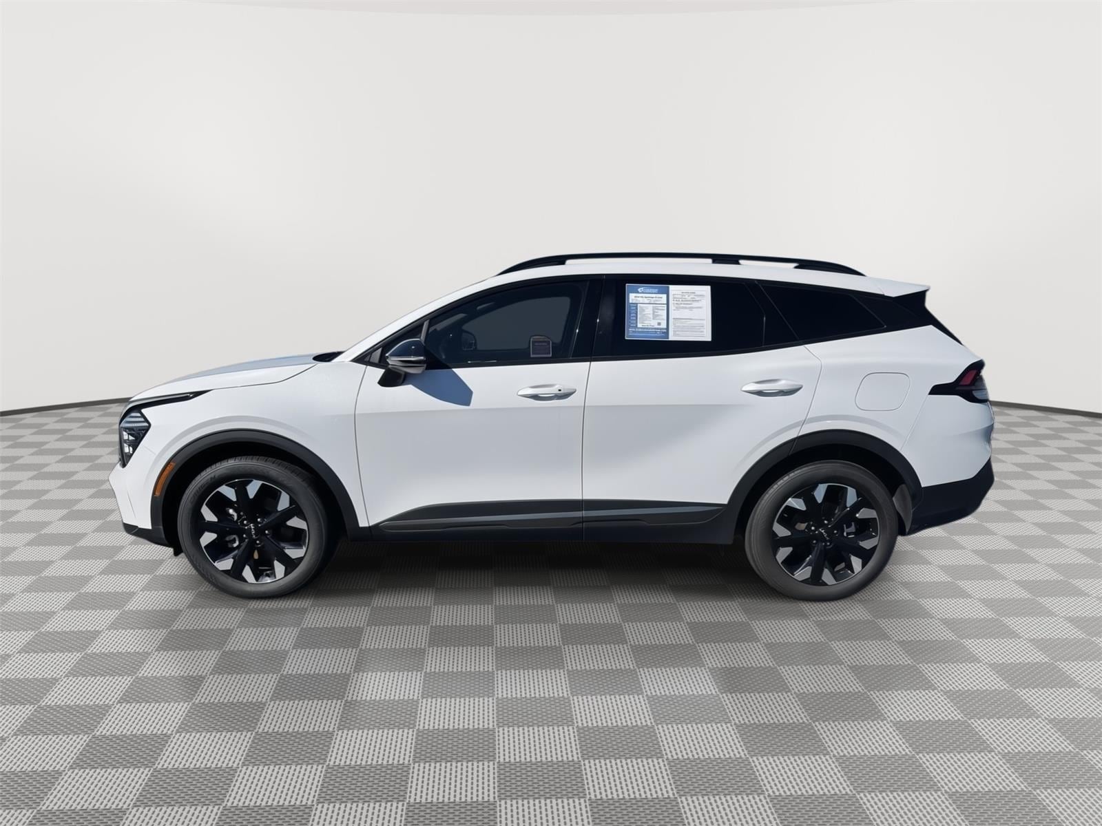 Used 2024 Kia Sportage X-Line with VIN 5XYK6CDF4RG183157 for sale in Kansas City
