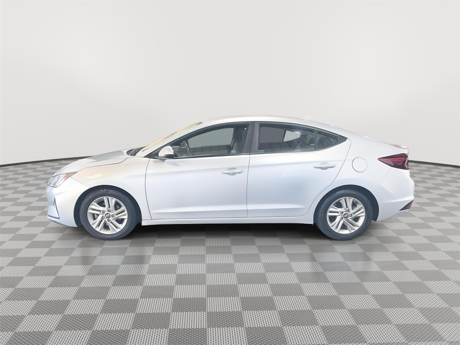 Used 2019 Hyundai Elantra SEL with VIN 5NPD84LF6KH458388 for sale in Saint Joseph, MO