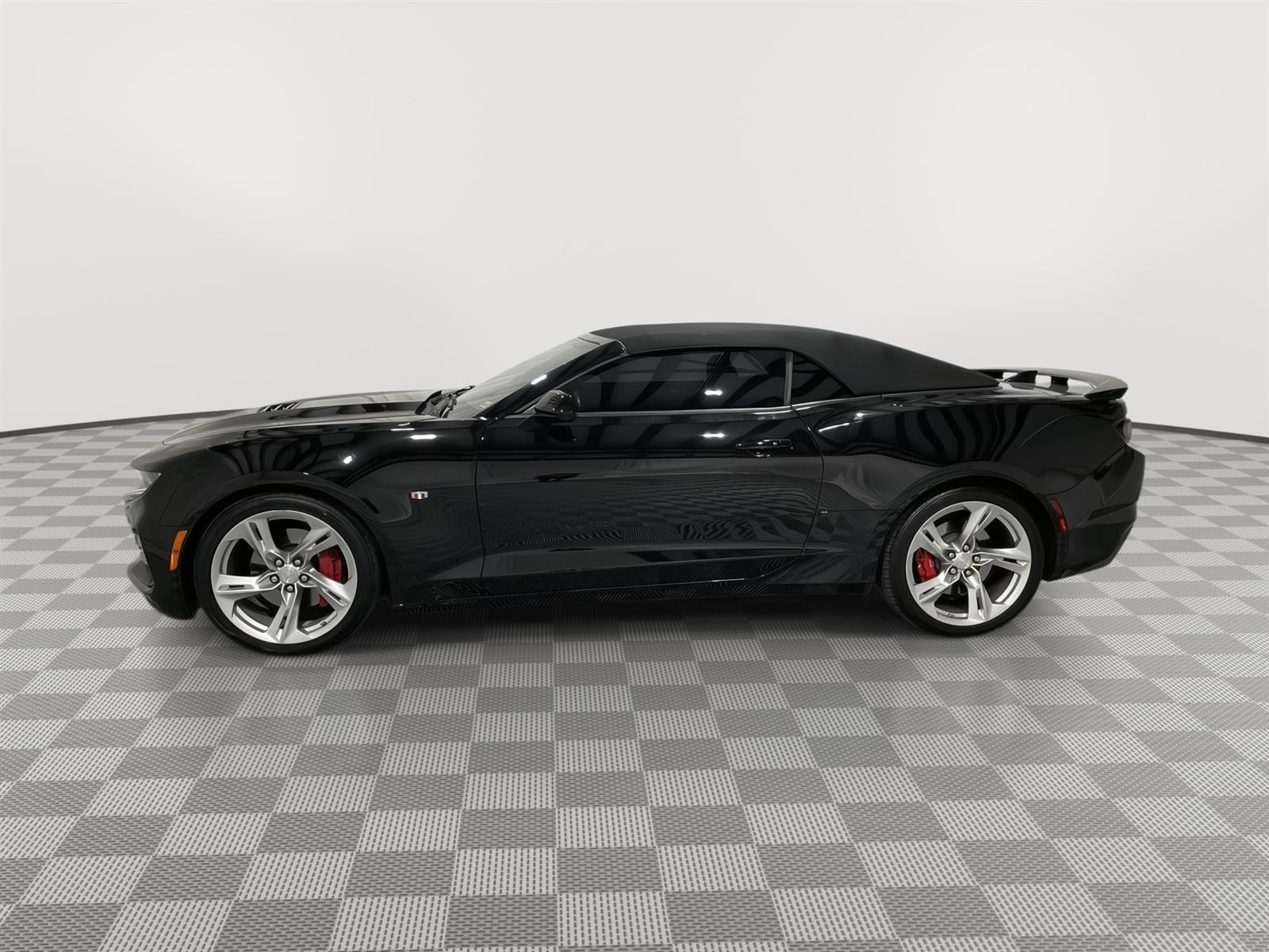 Used 2020 Chevrolet Camaro 2SS with VIN 1G1FH3D73L0104393 for sale in Kansas City