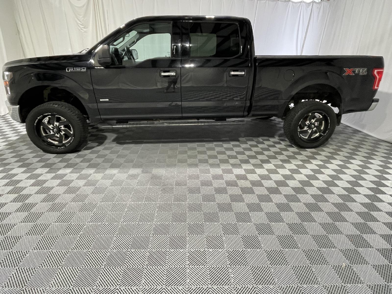 Used 2016 Ford F-150 XLT with VIN 1FTFW1EG3GKD06029 for sale in Lincoln, NE