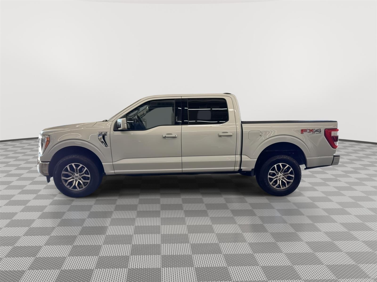 Used 2022 Ford F-150 Lariat Truck SuperCrew Cab