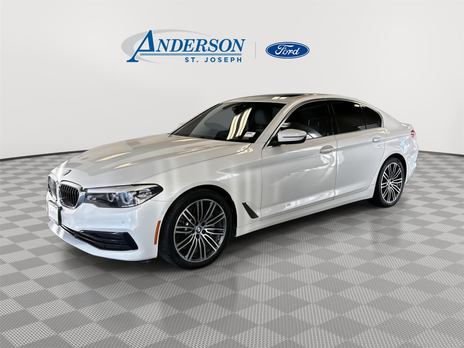 2019 BMW 5 Series 540i