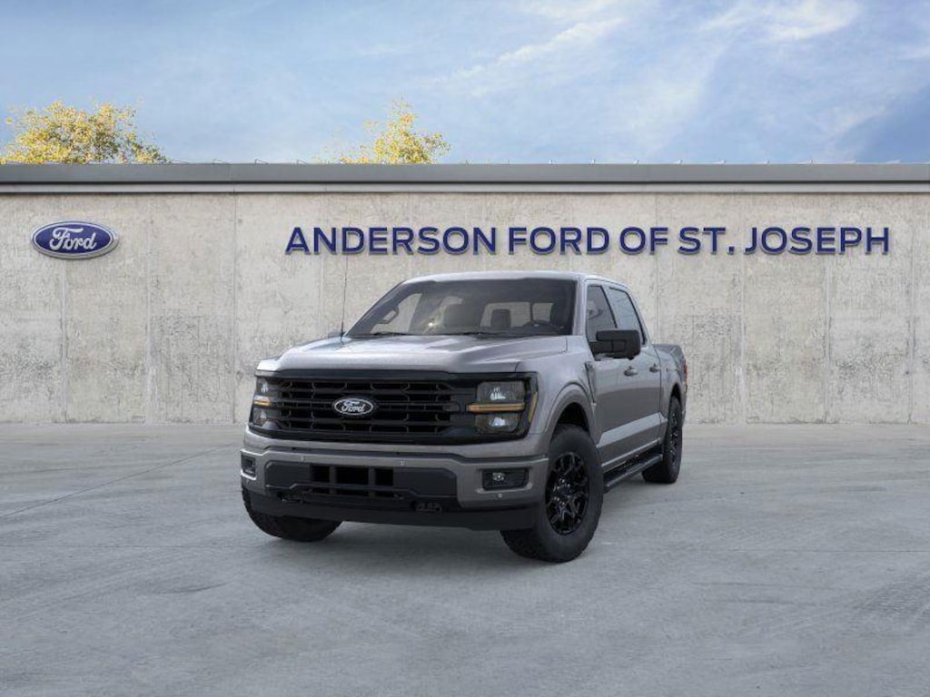 New 2025 Ford F-150 XLT Truck SuperCrew Cab