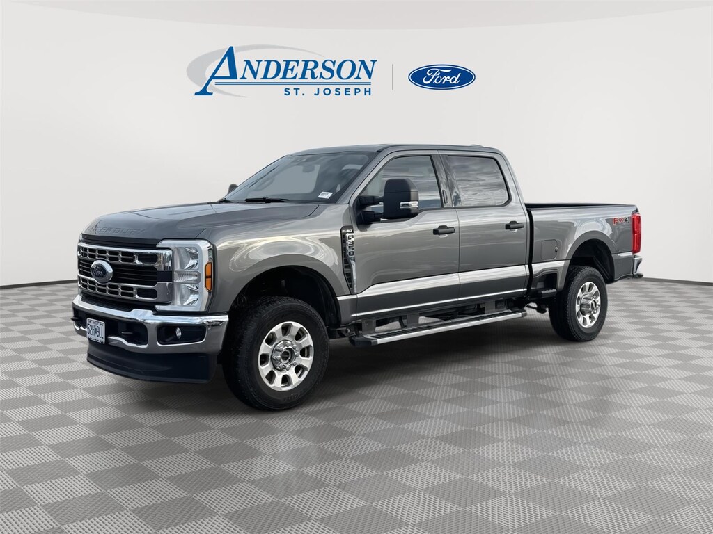 Used 2024 Ford Super Duty F-350 SRW XLT Truck Crew Cab