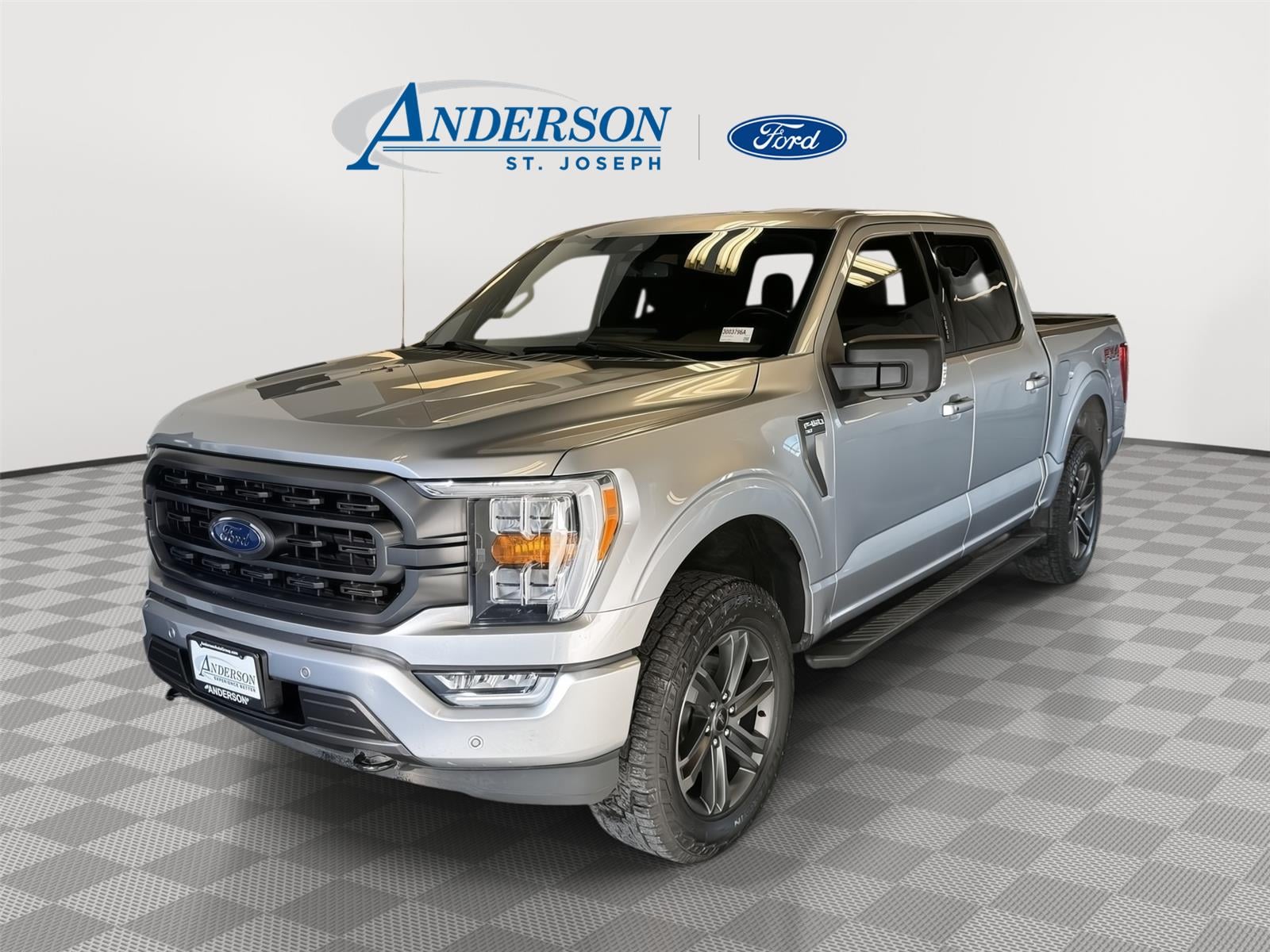 2021 Ford F-150 XLT's photo