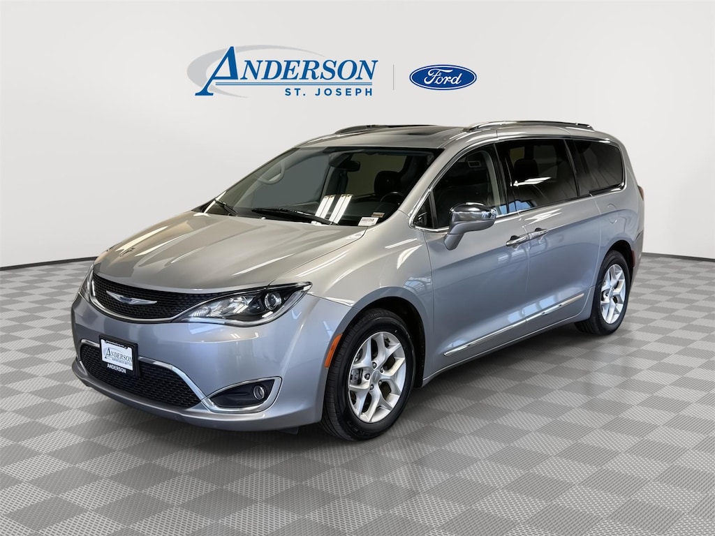 Used 2020 Chrysler Pacifica Limited Van Passenger Van