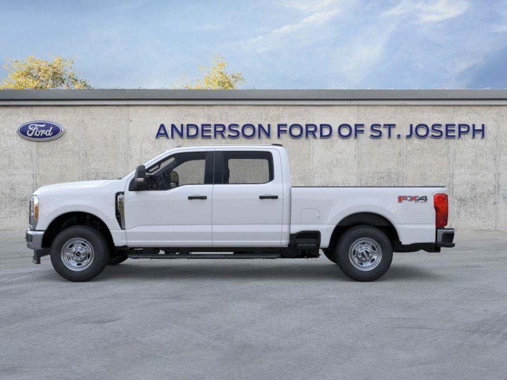 New 2026 Ford F-250 Super Duty XLT Truck Crew Cab