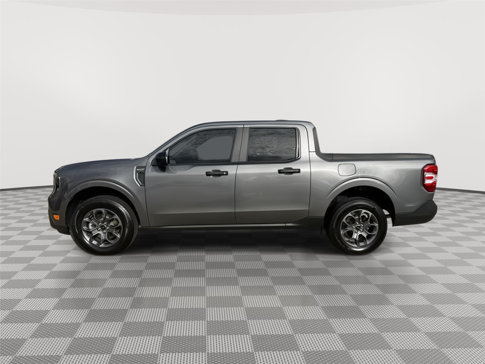 Used 2025 Ford Maverick XLT with VIN 3FTTW8J33SRA26033 for sale in Kansas City