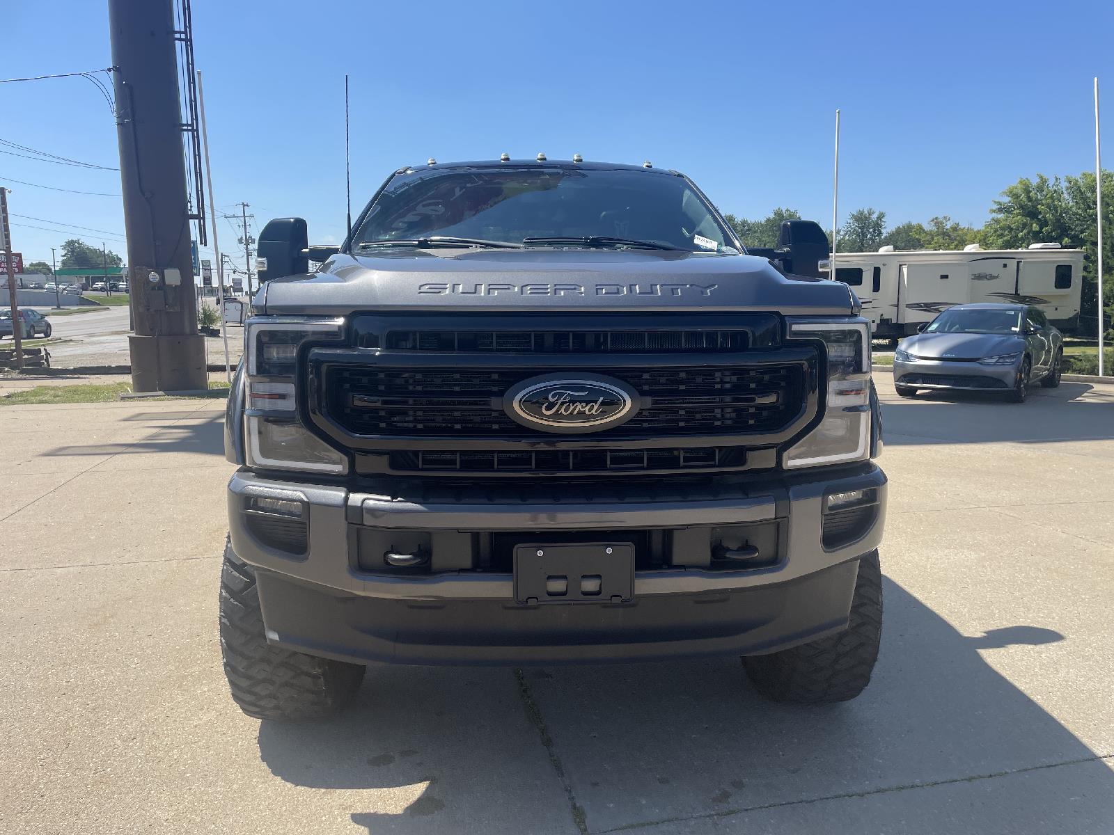 Used 2022 Ford F-250 Super Duty Lariat with VIN 1FT8W2BT0NEC38610 for sale in Saint Joseph, MO