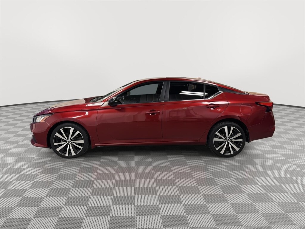 Used 2020 Nissan Altima 2.5 SR Sedan