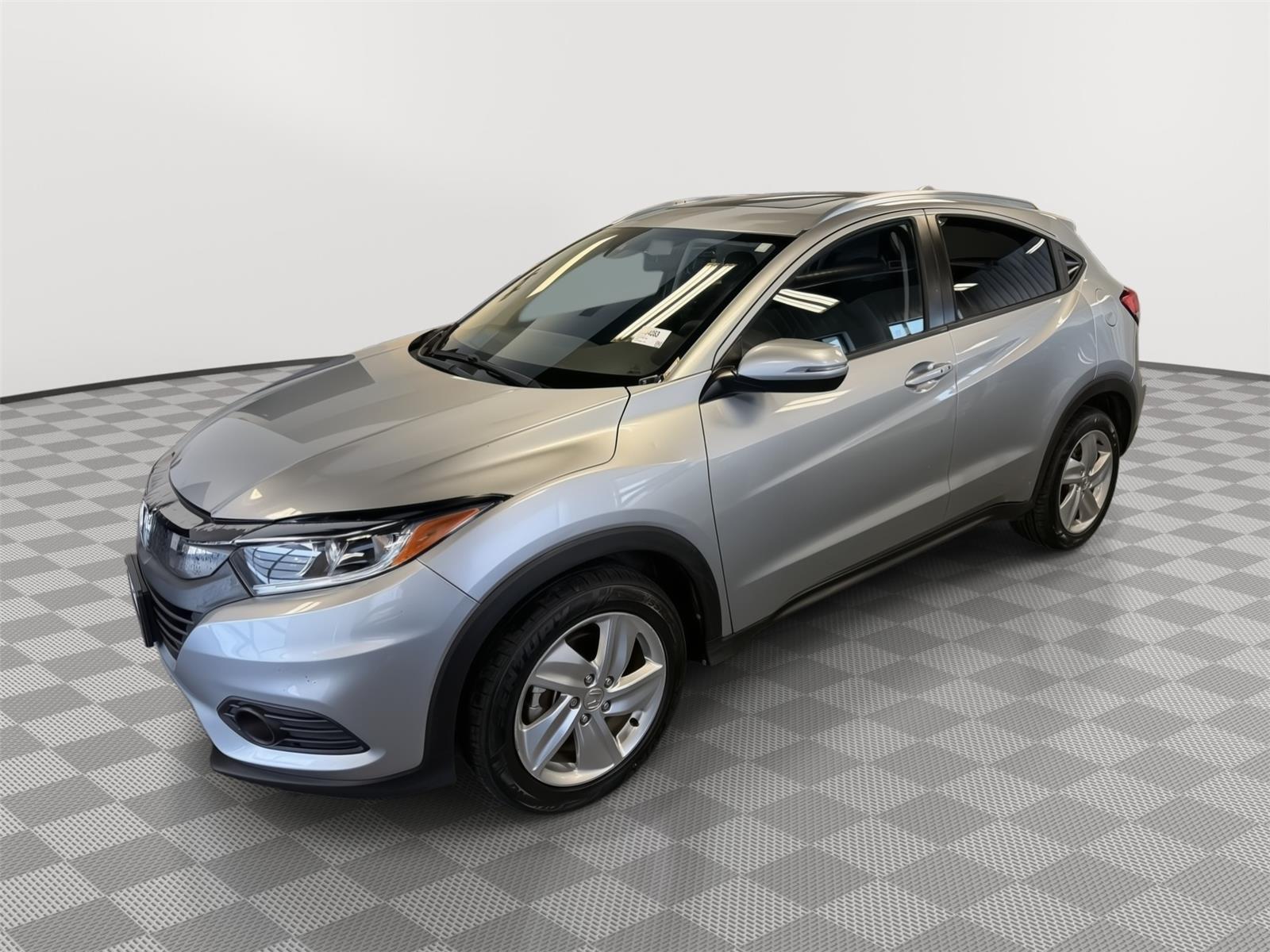 Used 2019 Honda HR-V EX with VIN 3CZRU6H5XKM727039 for sale in Kansas City