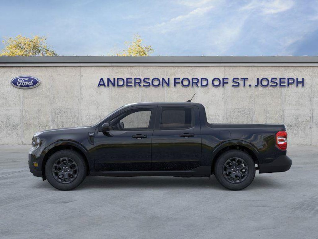 New 2025 Ford Maverick XLT Truck SuperCrew