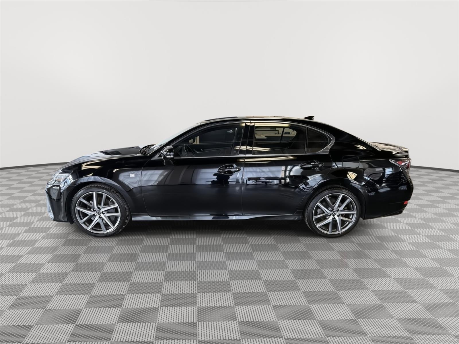 Used 2018 Lexus GS 350 with VIN JTHCZ1BL0JA007699 for sale in Kansas City
