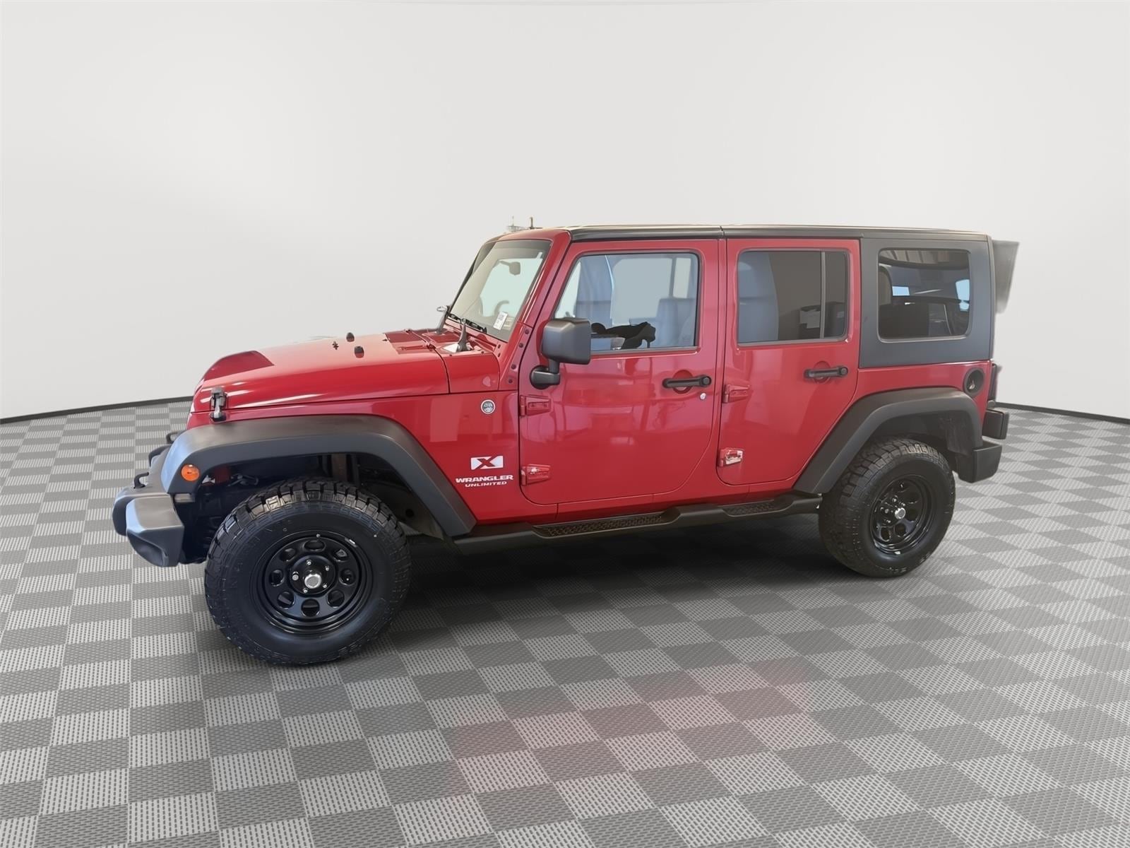 Used 2008 Jeep Wrangler Unlimited X with VIN 1J4GA39198L561441 for sale in Kansas City