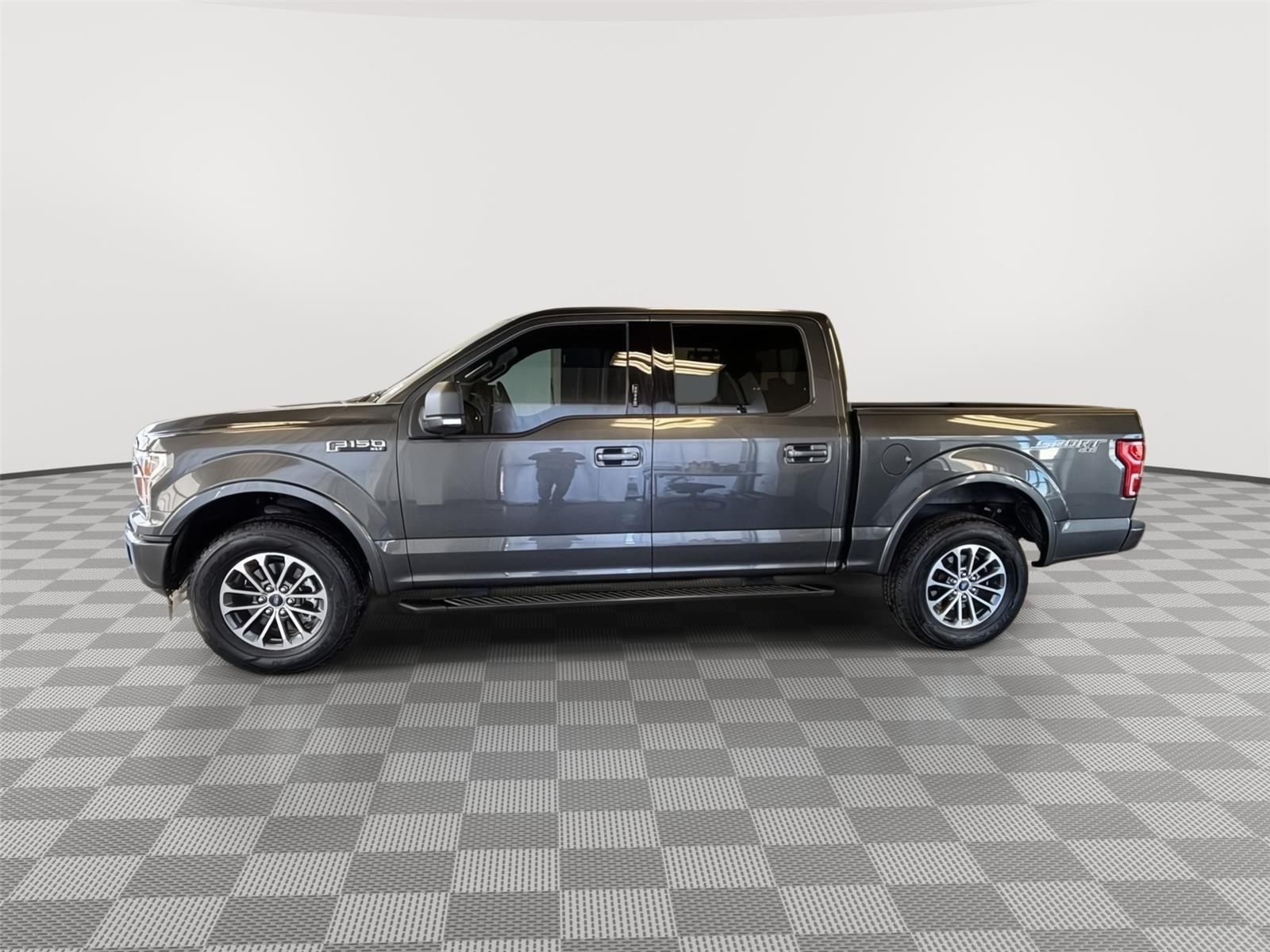Used 2020 Ford F-150 XLT with VIN 1FTEW1EP2LKF16563 for sale in Kansas City