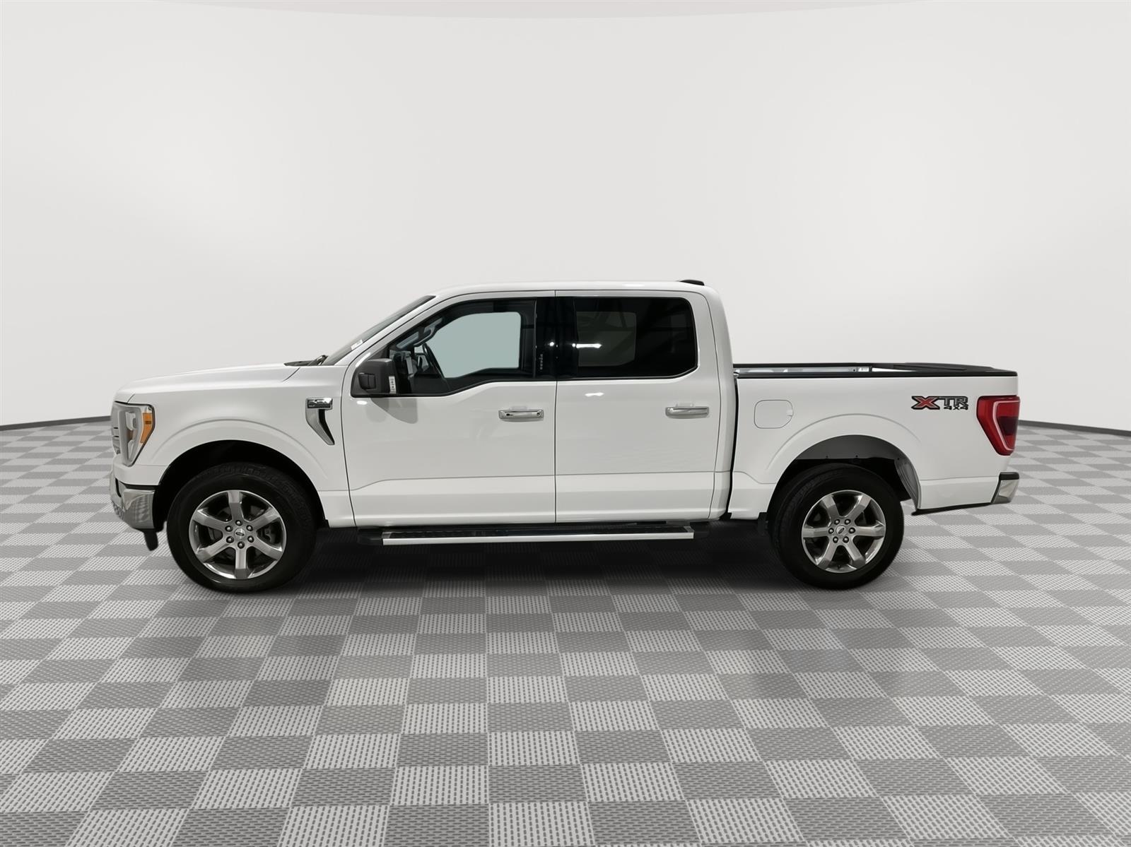 Used 2022 Ford F-150 XLT with VIN 1FTEW1EP4NFB42551 for sale in Kansas City