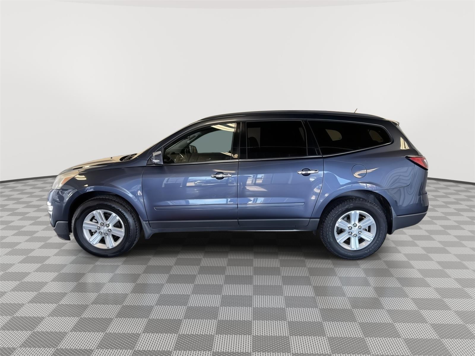 Used 2014 Chevrolet Traverse 1LT with VIN 1GNKRGKD0EJ106366 for sale in Kansas City