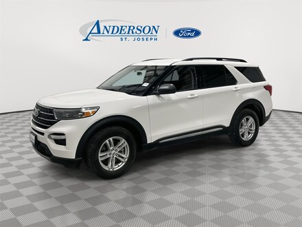 2022 Ford Explorer XLT SUV