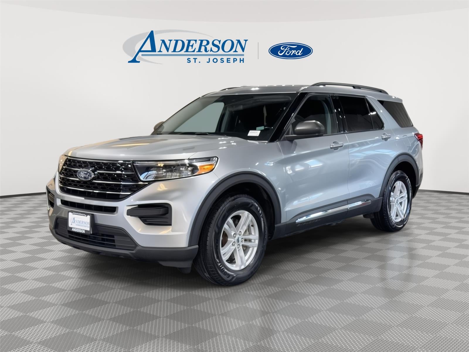 Used 2021 Ford Explorer XLT with VIN 1FMSK8DH3MGB16643 for sale in Kansas City