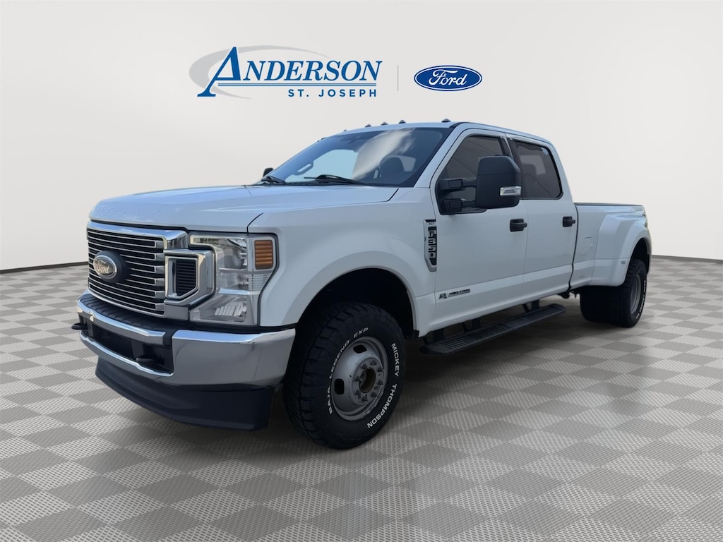 Used 2022 Ford Super Duty F-350 DRW XLT Truck Crew Cab