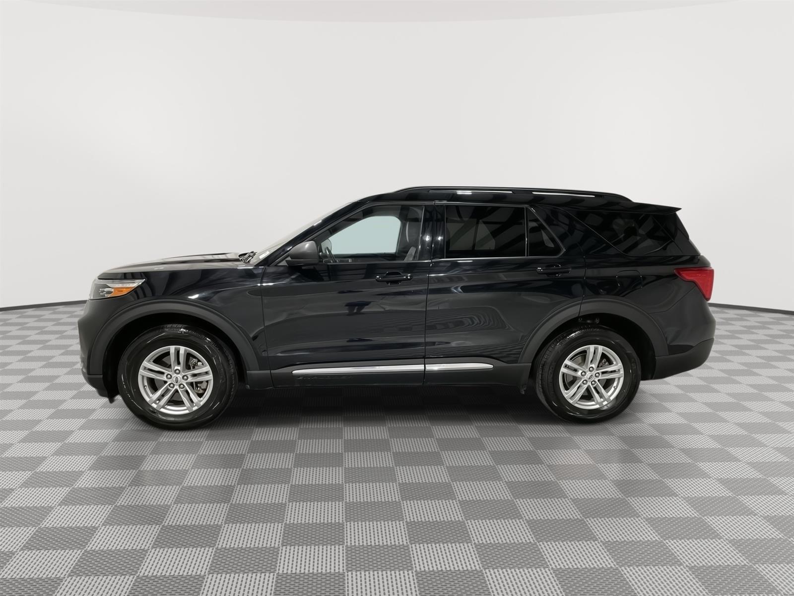 Used 2020 Ford Explorer XLT with VIN 1FMSK8DHXLGA50588 for sale in Saint Joseph, MO