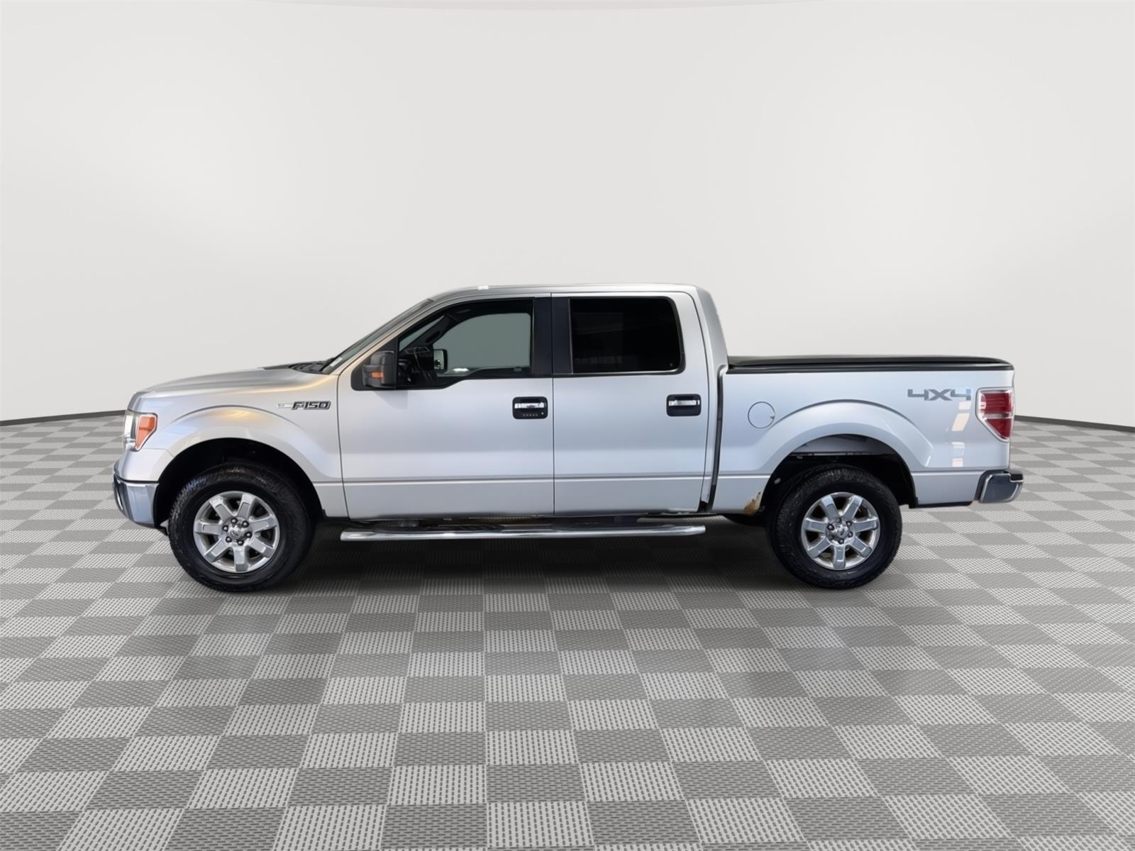 Used 2014 Ford F-150 XLT with VIN 1FTFW1EF5EFA44592 for sale in Saint Joseph, MO