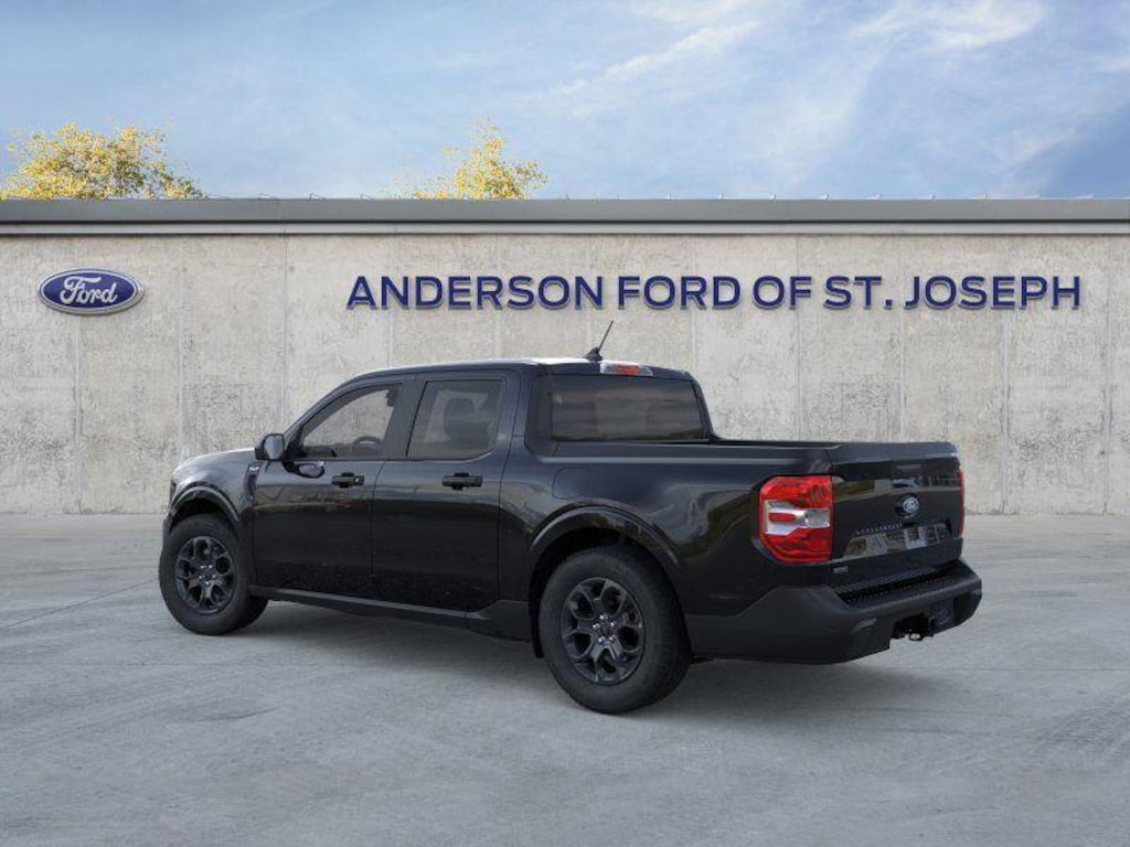 New 2025 Ford Maverick XLT Truck SuperCrew
