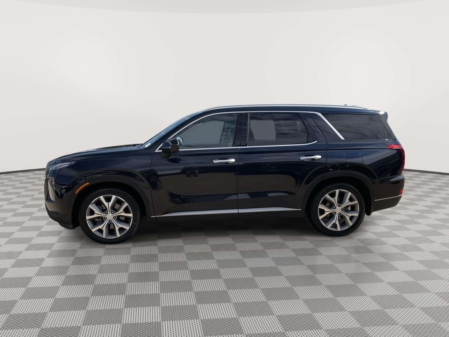 Used 2021 Hyundai Palisade SEL with VIN KM8R4DHE2MU210306 for sale in Kansas City