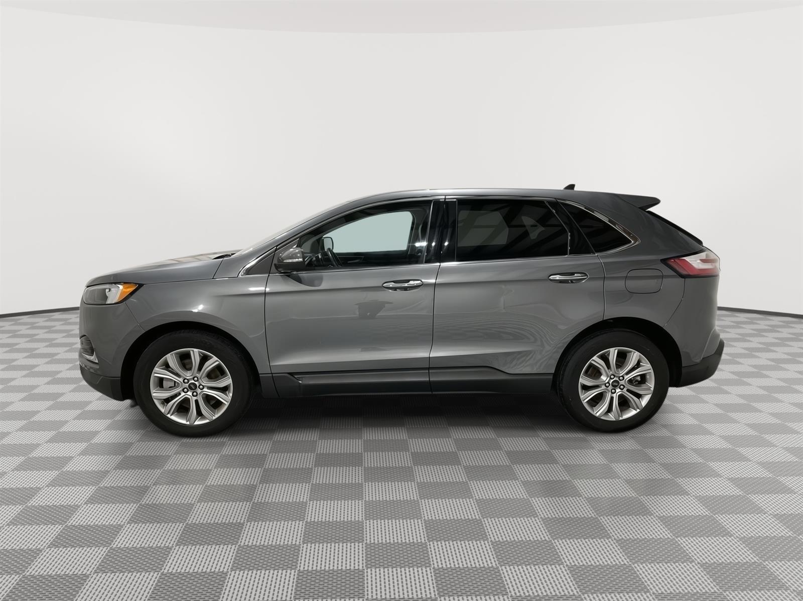 Used 2024 Ford Edge Titanium with VIN 2FMPK4K95RBA88840 for sale in Kansas City