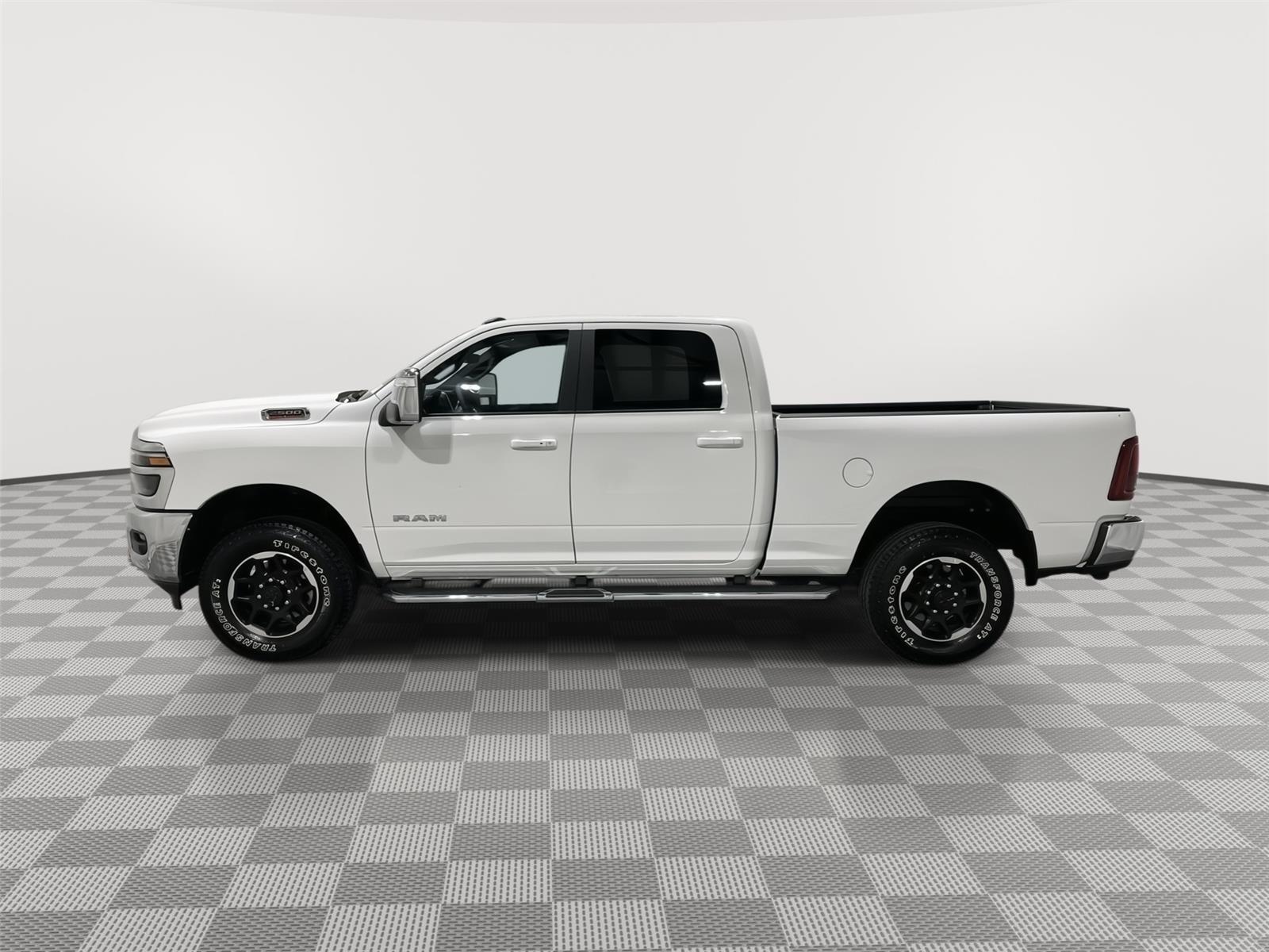Used 2025 RAM Ram 2500 Pickup Laramie with VIN 3C6UR5FJ1SG536823 for sale in Kansas City