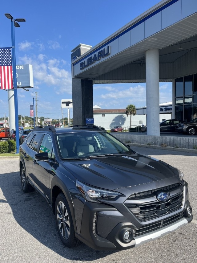 2025 Subaru Outback Limited's photo