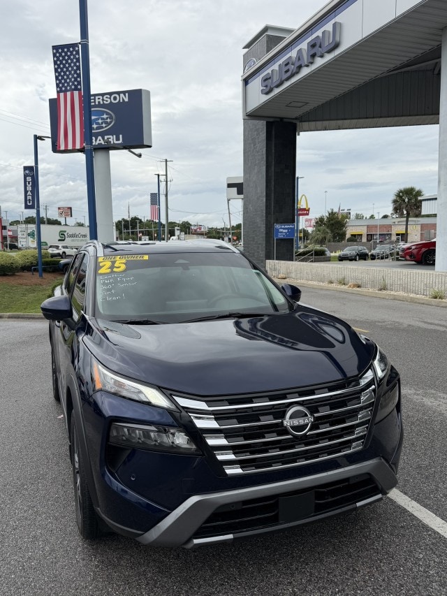 2025 Nissan Rogue SL FWD's photo