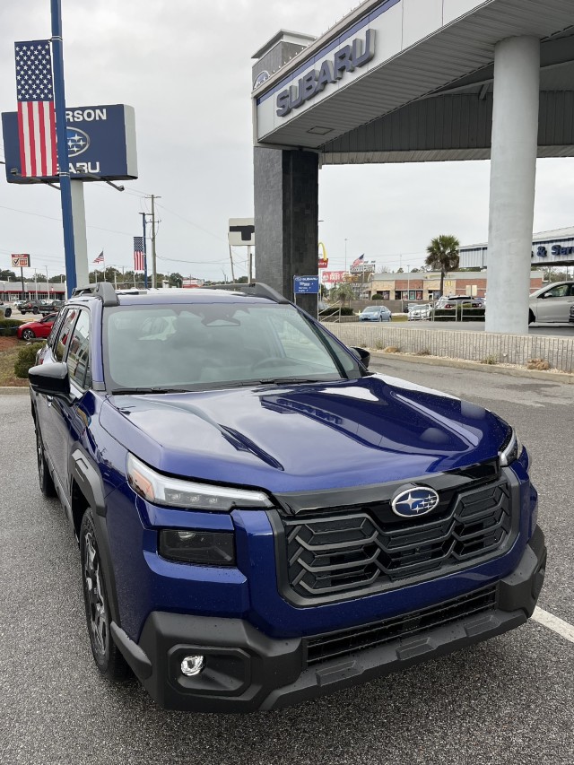 2026 Subaru Outback Touring's photo