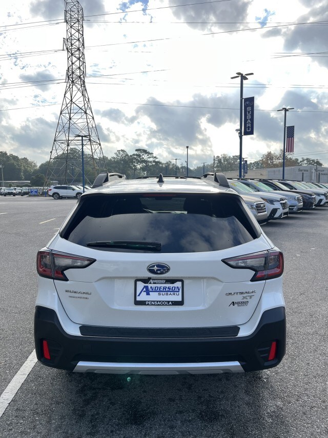 2020 Subaru Outback Limited XT photo 3