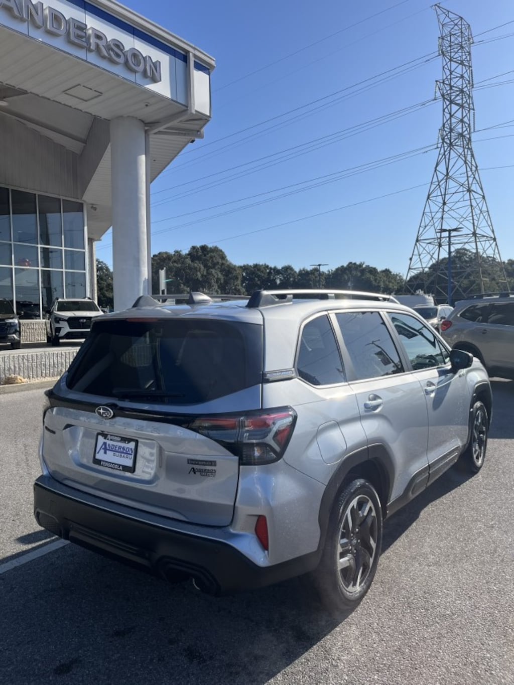 New 2025 Subaru Forester Hybrid Limited SUV