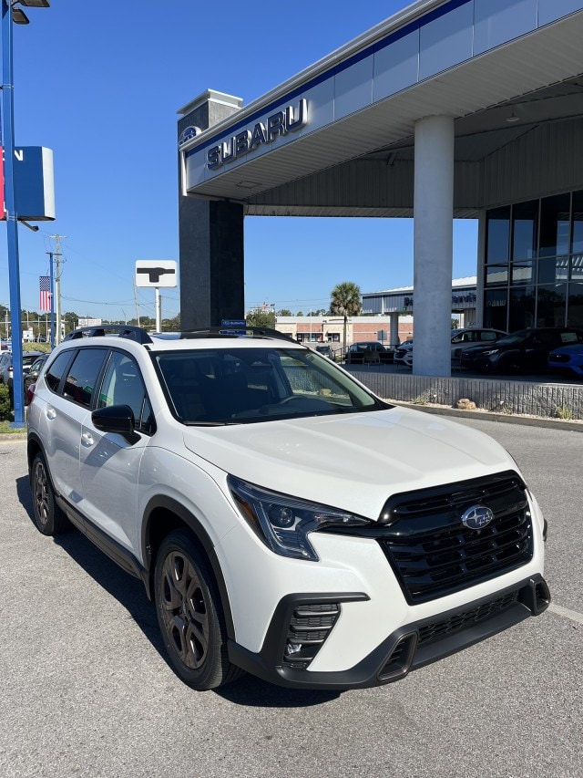 2025 Subaru Ascent Bronze Edition's photo