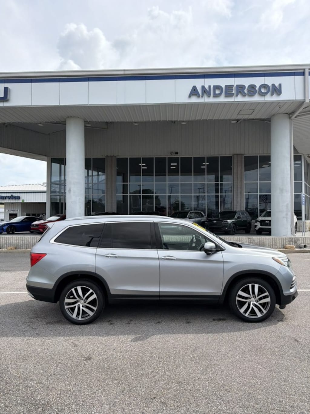 Used 2018 Honda Pilot Touring SUV