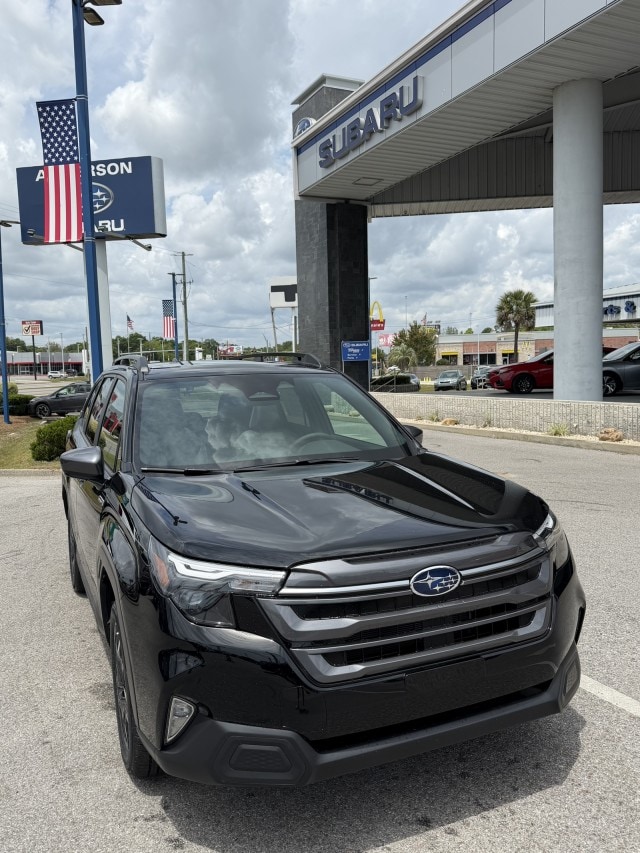 2026 Subaru Forester Premium Hybrid's photo