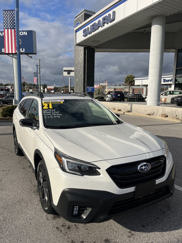 2021 Subaru Outback Onyx Edition's photo