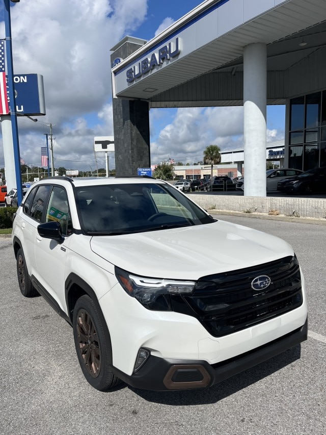 2025 Subaru Forester Sport's photo