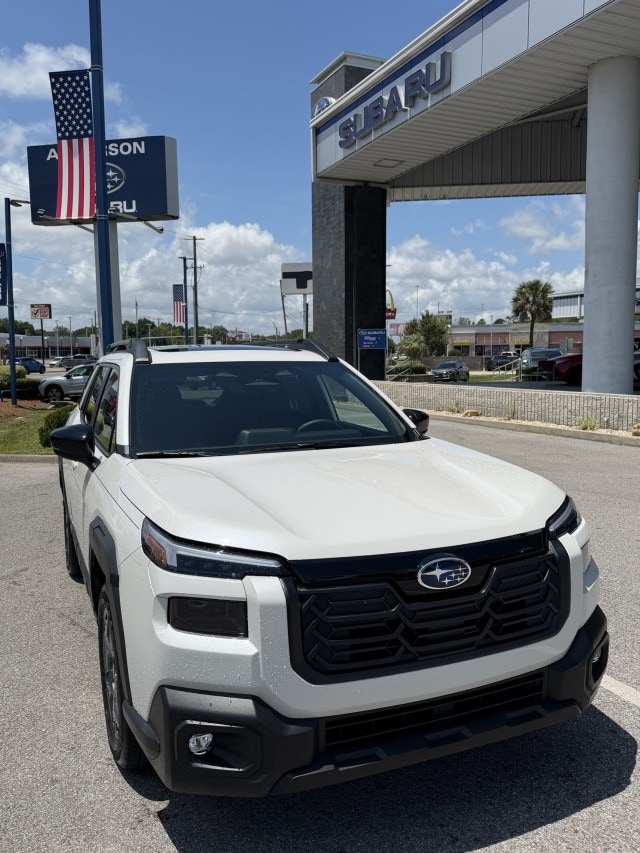 2026 Subaru Outback Premium's photo